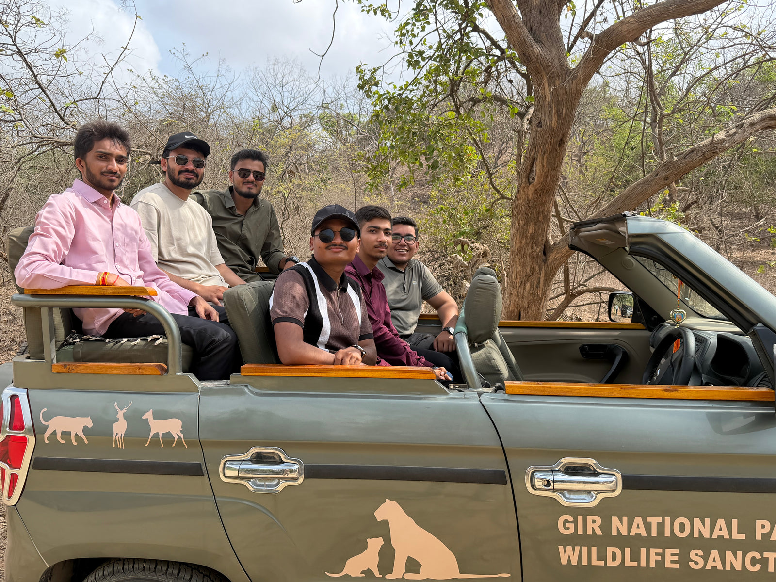 Ambiw team members enjoying an outdoor company outing and Jungle Safari in Gir.
